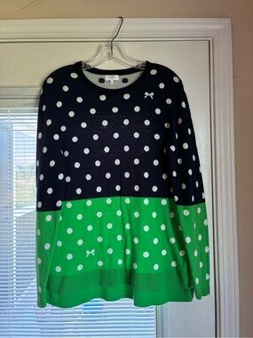 Women’s CROWN & IVY Sweater Large